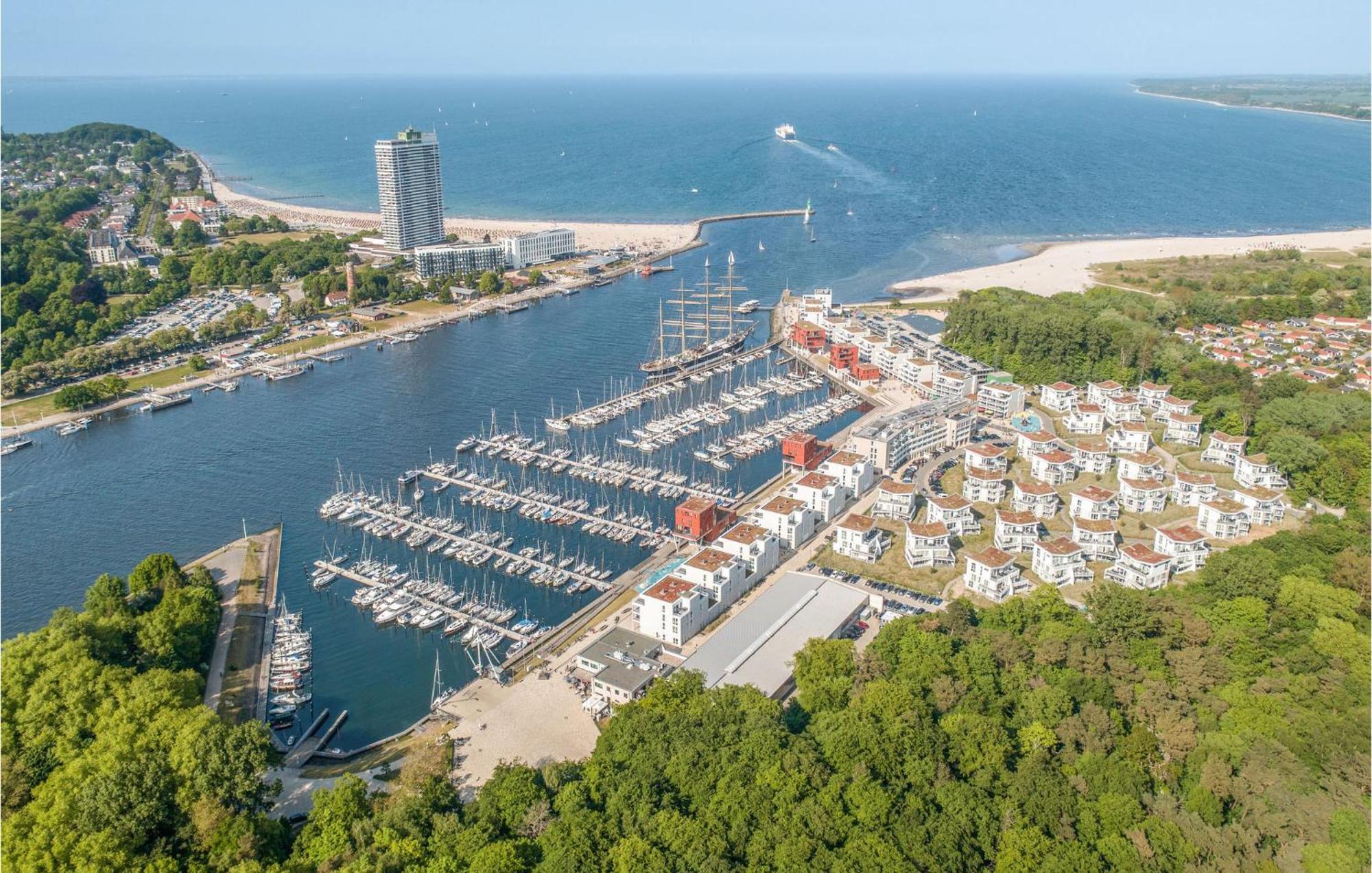 Apartment 2 Bedroom Stunning In Travemuende *